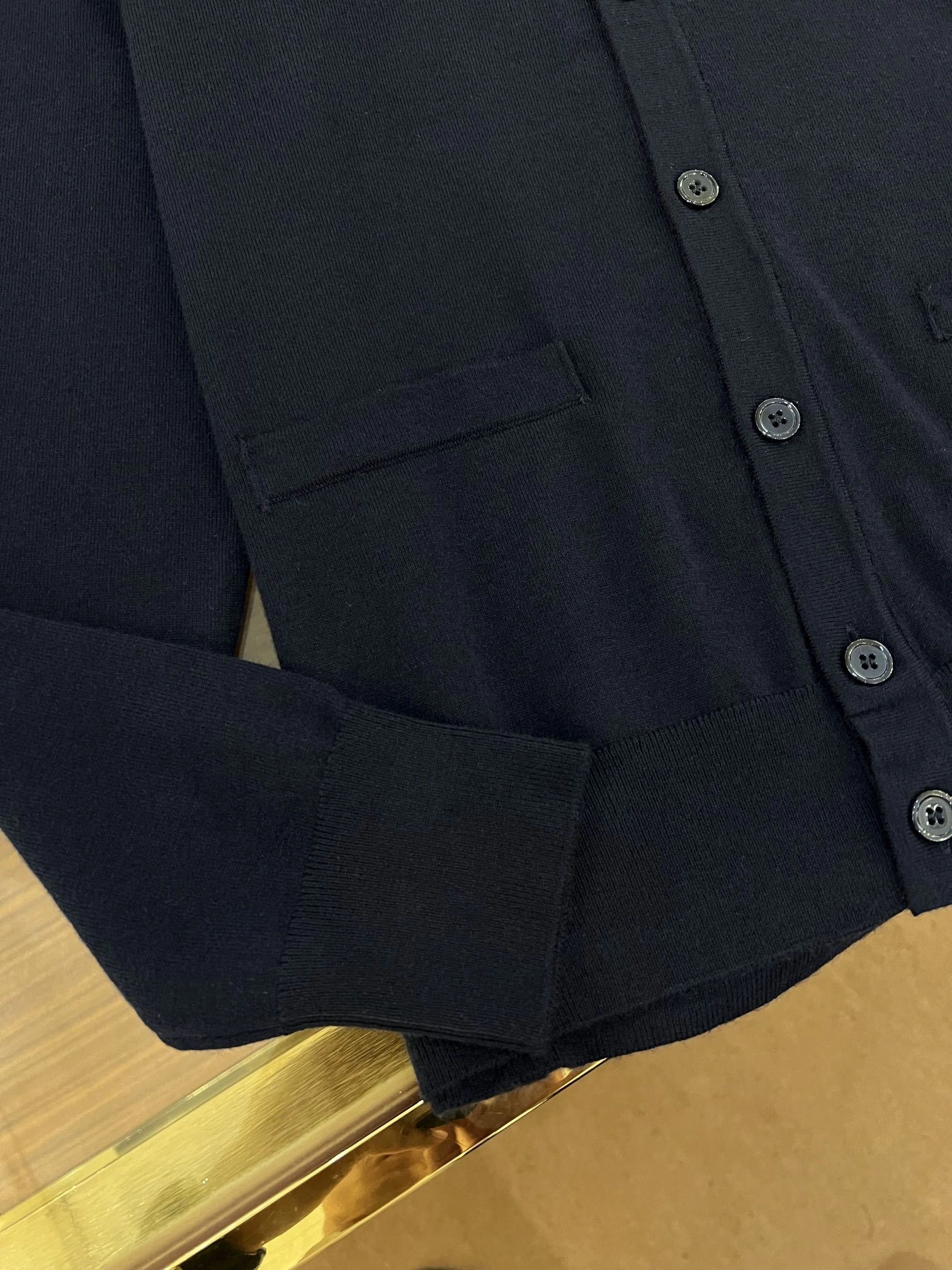 wg.luxury- 4o835& DG embroidery logo 2colour item:D-F409J1509-2